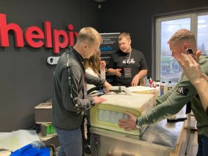 Обучение по чистке матрасов